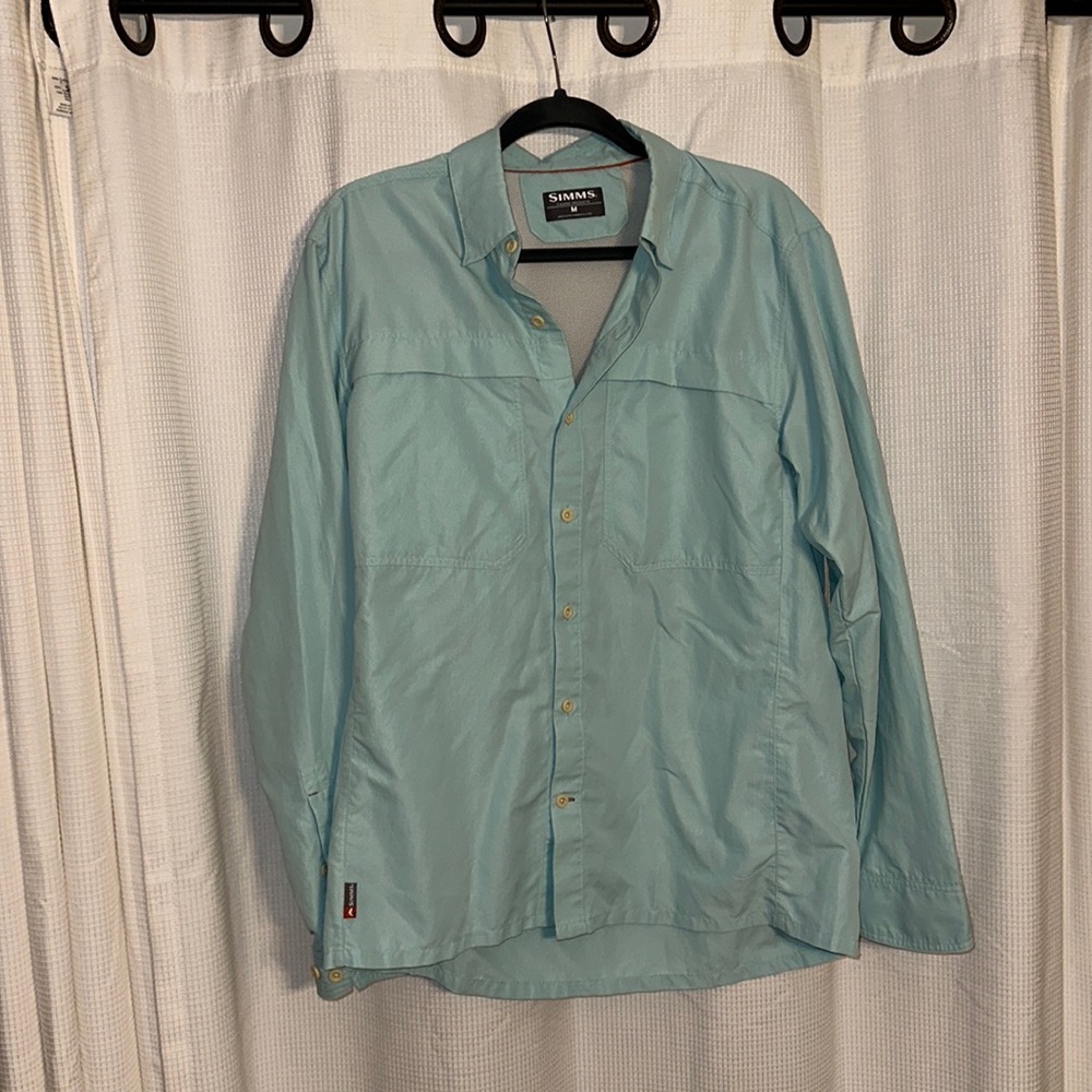 SIMMS FISHING LONG SLEEVE SHIRT. TURQUOISE BUTTON DOWN. SIZE MEDIUM. ZERO WEAR.